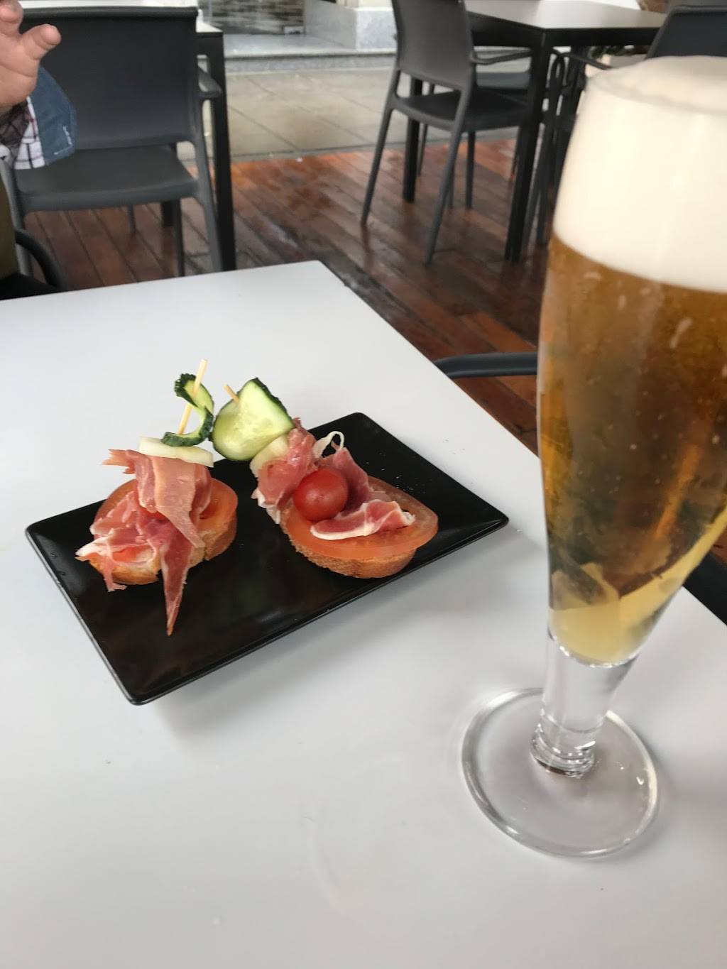 Bar Granada | restaurant | 5 W Monument Ave, Dayton, OH 45402, USA | 9372218310 OR +1 937-221-8310