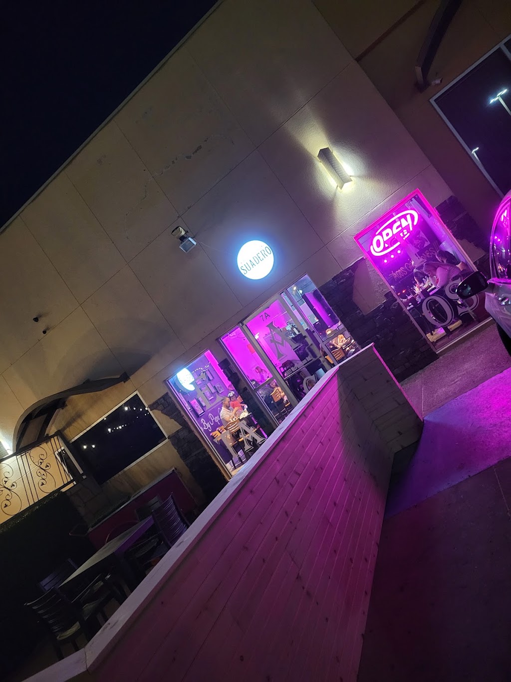 Suadero by Pepe Gamez | restaurant | 5517 McPherson Rd STE 7, Laredo, TX 78041, USA | 9564802653 OR +1 956-480-2653