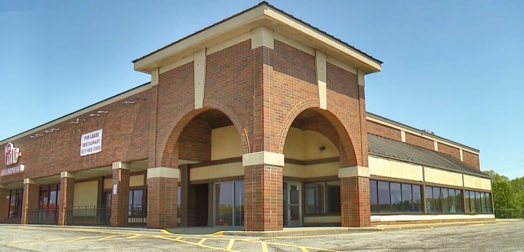 Twin Peaks | restaurant | 7165 Tiffany Blvd, Youngstown, OH 44514, USA | 2348881880 OR +1 234-888-1880