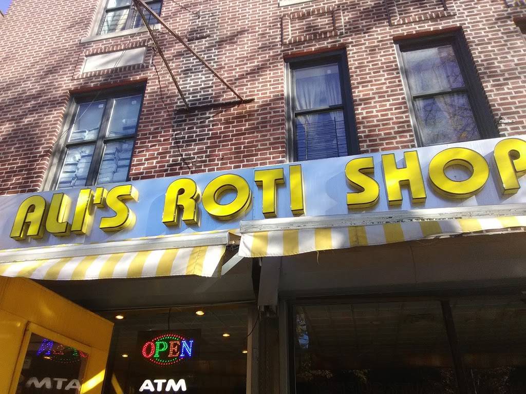 Alis Roti Shop | restaurant | 337 Utica Ave, Brooklyn, NY 11213, USA | 7187787329 OR +1 718-778-7329