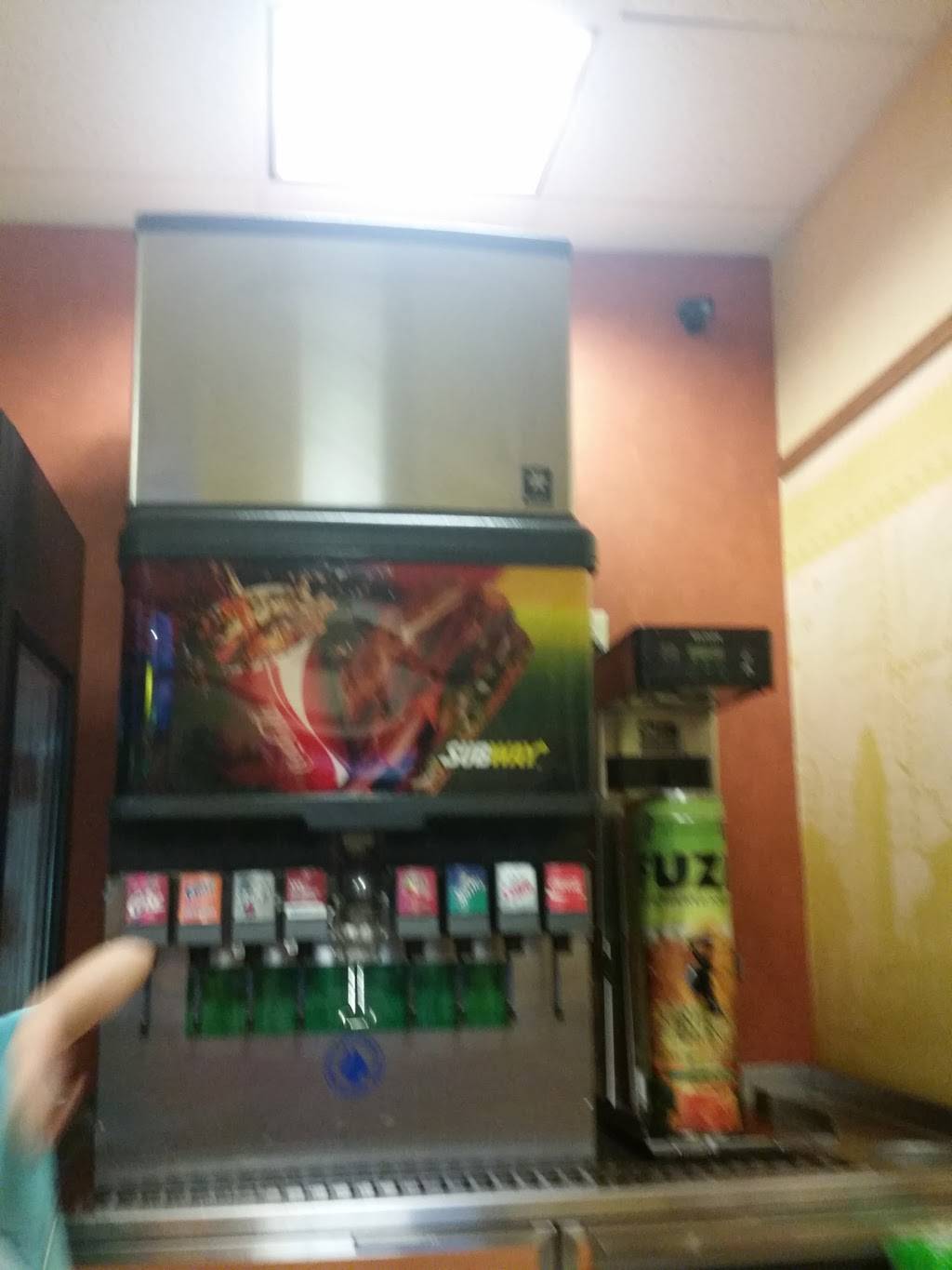 Subway Restaurants | restaurant | 60 S Mountain Blvd, Mountain Top, PA 18707, USA | 5704746304 OR +1 570-474-6304