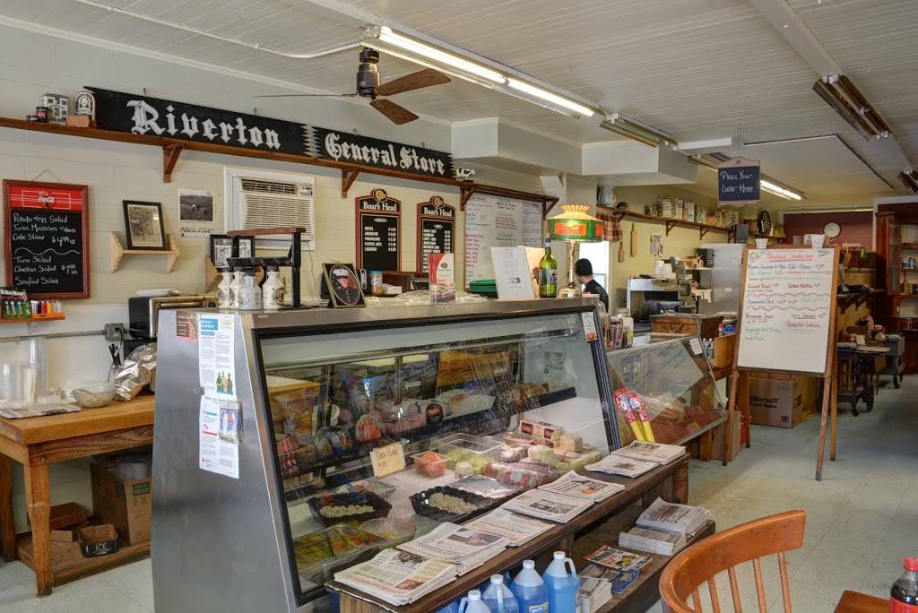 Riverton General Store | restaurant | 2 Main St, Riverton, CT 06065, USA | 8603790811 OR +1 860-379-0811