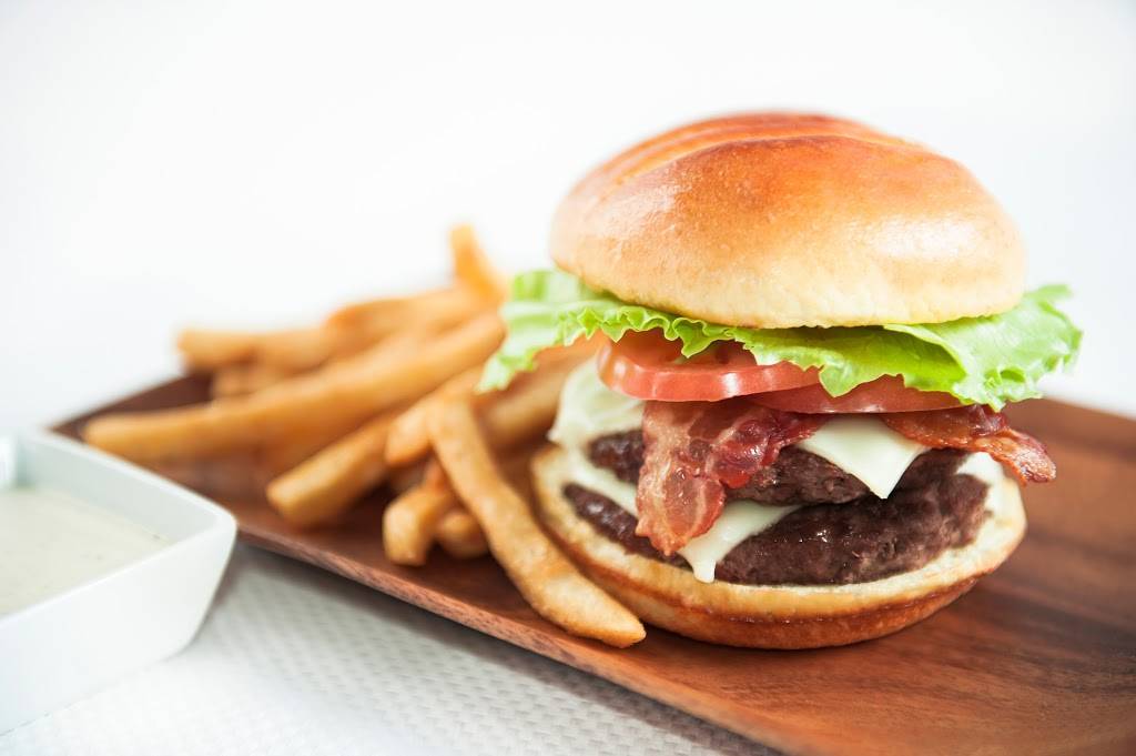 PieZonis Pizza | meal delivery | 876 W Main Rd, Middletown, RI 02842, USA | 4018464444 OR +1 401-846-4444