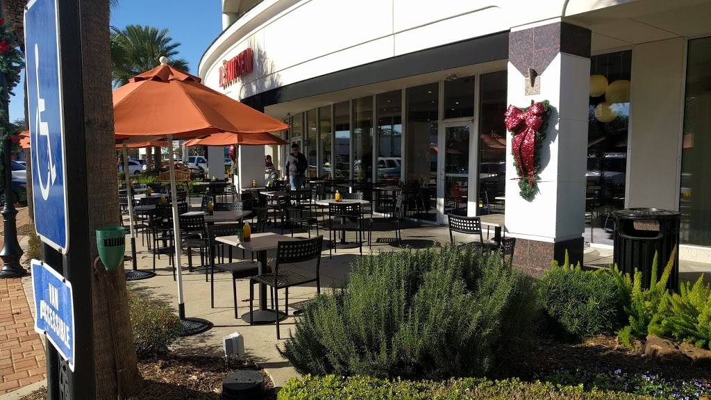 Zoës Kitchen | restaurant | 12850 Memorial Dr Ste 1120, Houston, TX 77024, USA | 7139848804 OR +1 713-984-8804