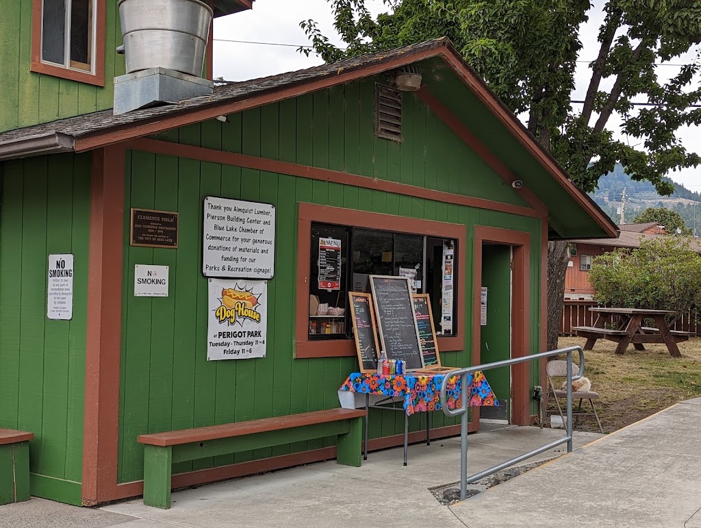 The Dog House | restaurant | 312 S Railroad Ave, Blue Lake, CA 95525, USA | 7076011302 OR +1 707-601-1302