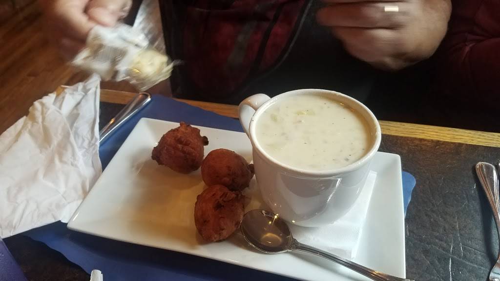 RipTide Sports Grille | restaurant | 1 Bay St, Tiverton, RI 02878, USA | 4018160023 OR +1 401-816-0023