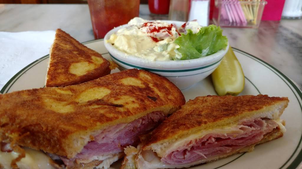 Footes Port Henry Diner | restaurant | 1204, 5 St Patricks Pl, Port Henry, NY 12974, USA | 5185467600 OR +1 518-546-7600