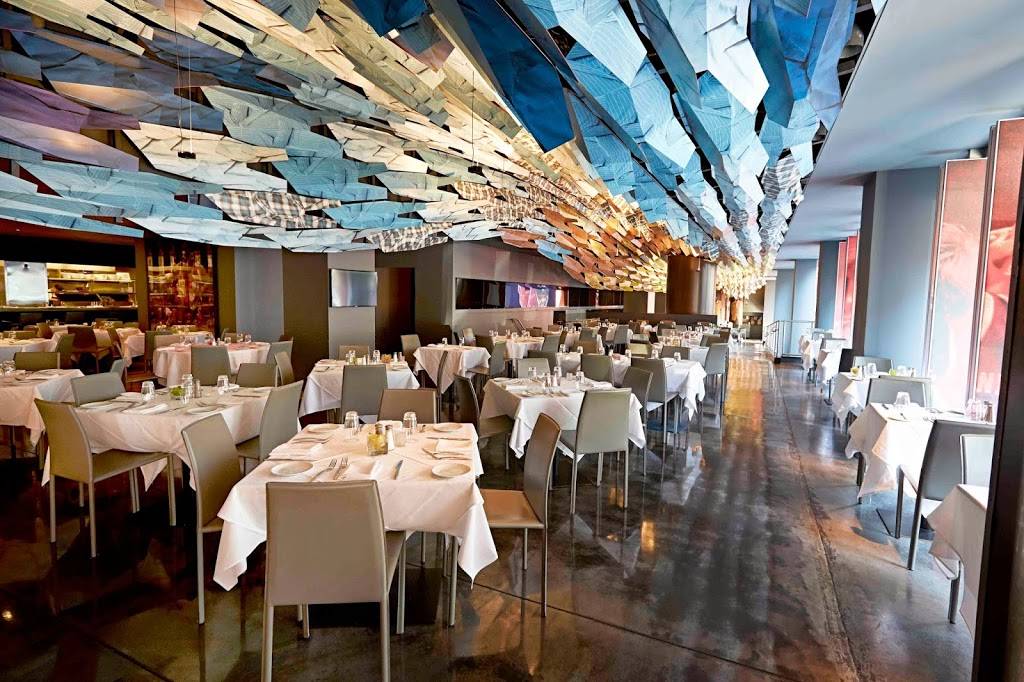 Clyde Fraziers Wine & Dine | restaurant | 485 10th Ave, New York, NY 10018, USA | 2128421110 OR +1 212-842-1110