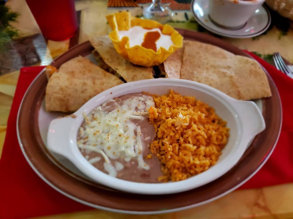 Hacienda | restaurant | 1700 NY-17M, Goshen, NY 10924, USA | 8452949795 OR +1 845-294-9795