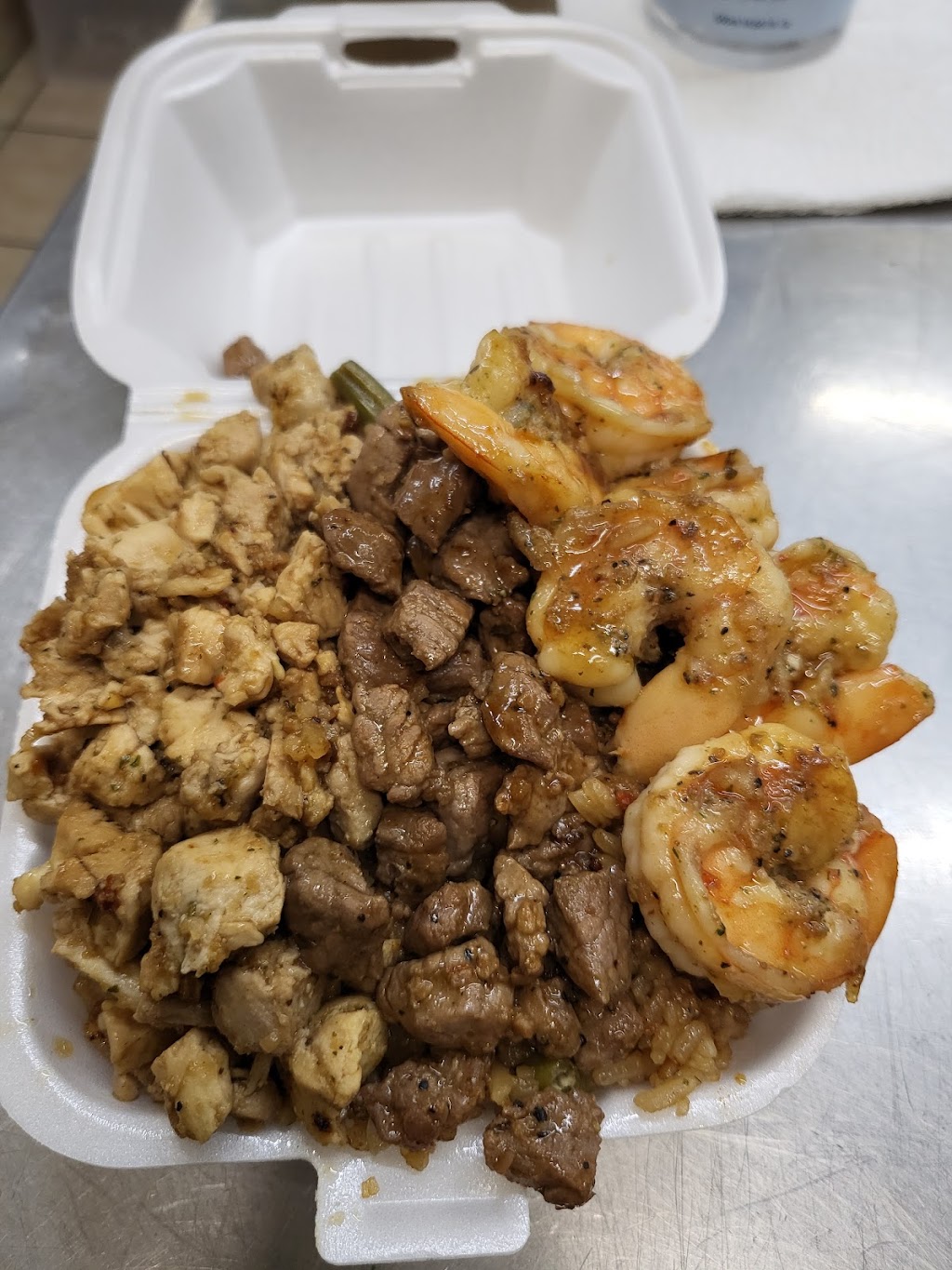 Pull Up Grill Hibachi | restaurant | Inside the Marathon Gas Station, 3399 N Arlington Ave, Indianapolis, IN 46218, USA | 4632671131 OR +1 463-267-1131