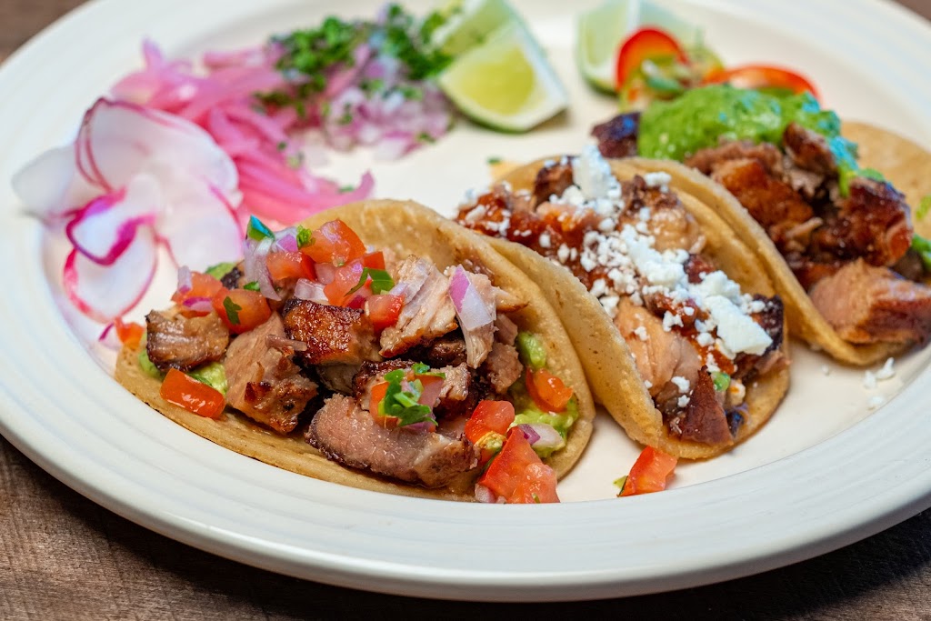 Smileys Saloon, Hotel & Kitchen | restaurant | 41 Wharf Rd, Bolinas, CA 94924, USA | 4158681311 OR +1 415-868-1311