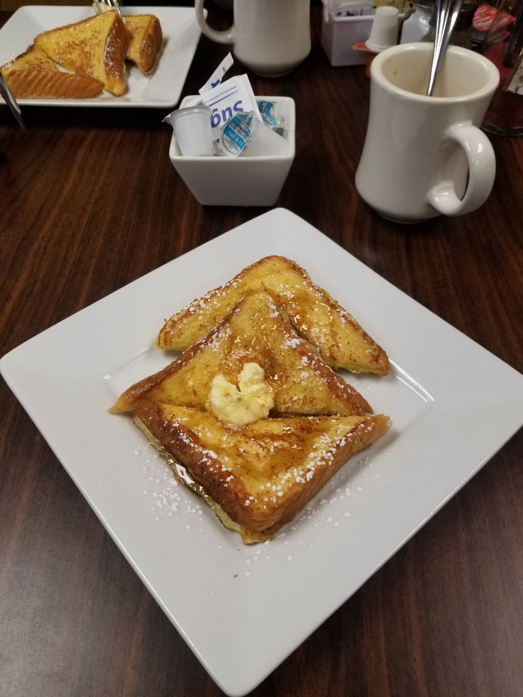 Jonys Breakfast & Lunch Restaurant | restaurant | 656 Strander Blvd, Tukwila, WA 98188, USA | 4252917021 OR +1 425-291-7021