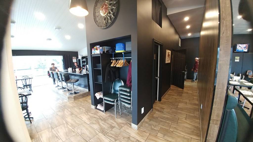 Resto Pub Chez Nanie | restaurant | 295 Boulevard Daniel Johnson, Saint-Pie, QC J0H 1W0, Canada | 4507726464 OR +1 450-772-6464