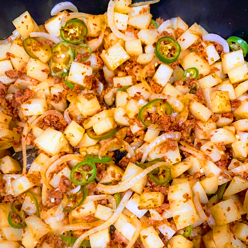 Antojitos caseros , Tacos y más | restaurant | 3706 State Oak Dr, Dallas, TX 75241, USA | 2142566083 OR +1 214-256-6083