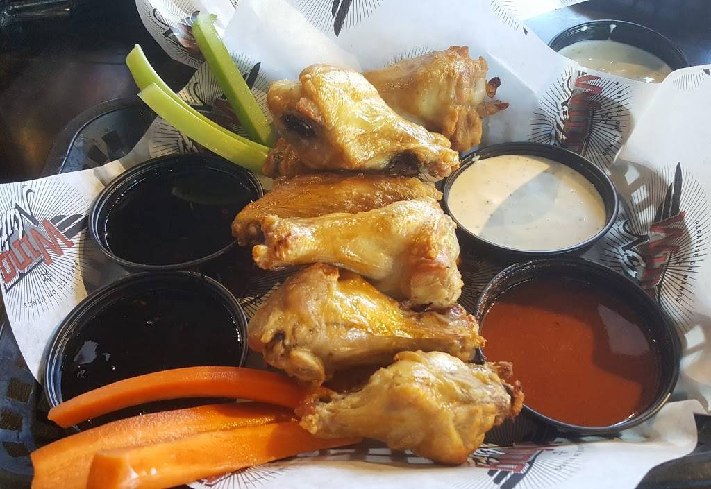 Wing Nutz The District | meal takeaway | 11580 District Main Dr #100, South Jordan, UT 84095, USA | 8014954623 OR +1 801-495-4623