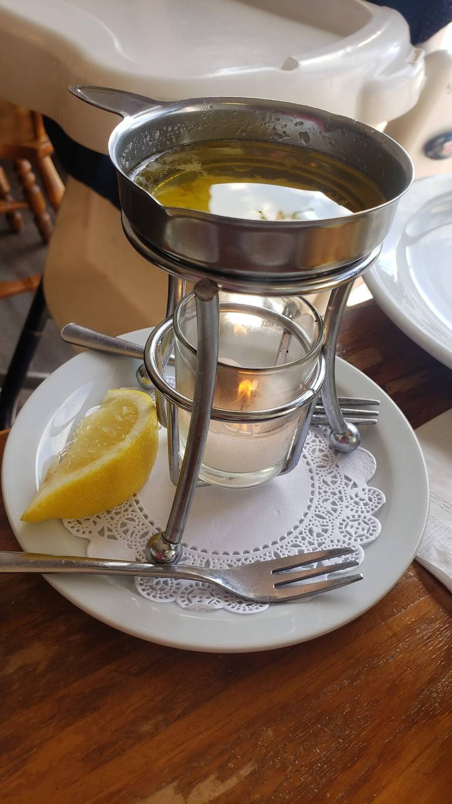 Fancys Fish and Chips Seafood Restaurant | restaurant | 5 Bell Farm Rd, Barrie, ON L4M 5G1, Canada | 7057289594 OR +1 705-728-9594