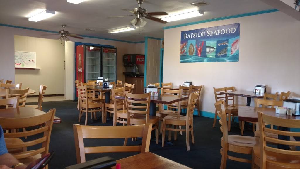 Bayside Seafood Restaurant | restaurant | 1003 Henderson St, Palacios, TX 77465, USA | 3619722050 OR +1 361-972-2050