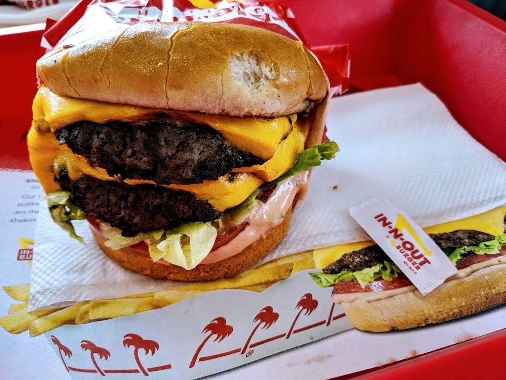 In-N-Out Burger | restaurant | 7691 E Carson St, Long Beach, CA 90808, USA | 8007861000 OR +1 800-786-1000