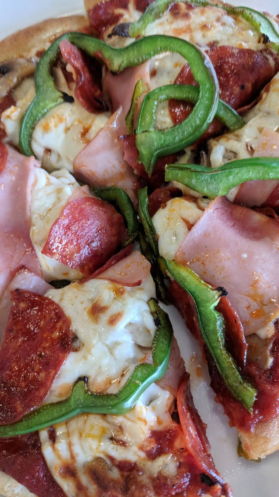 Boston Pizza Americana | restaurant | 8444 Lundys Ln, Niagara Falls, ON L2H 1H4, Canada | 9053566253 OR +1 905-356-6253