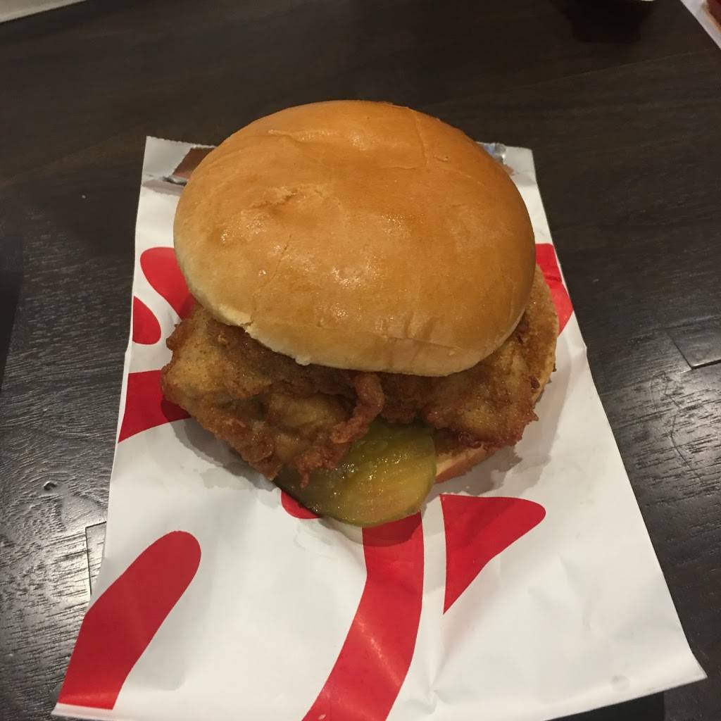 Chick-fil-A | restaurant | 2655 Richmond Ave, Staten Island, NY 10314, USA | 9293435064 OR +1 929-343-5064