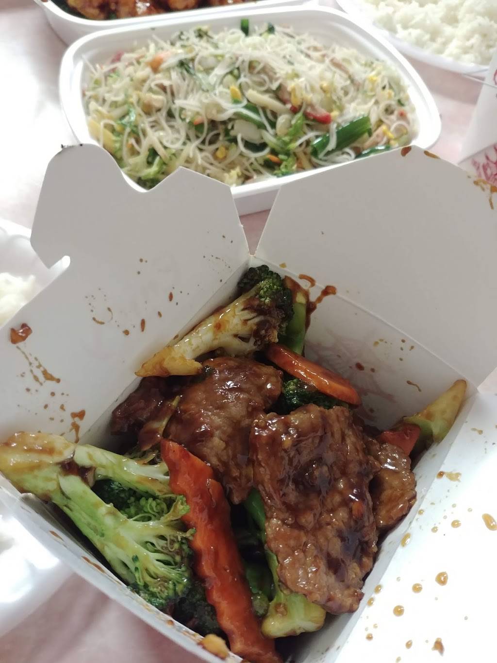 No 1 Chinese Restaurant | restaurant | 118 S Broadway, De Pere, WI 54115, USA | 9203399997 OR +1 920-339-9997