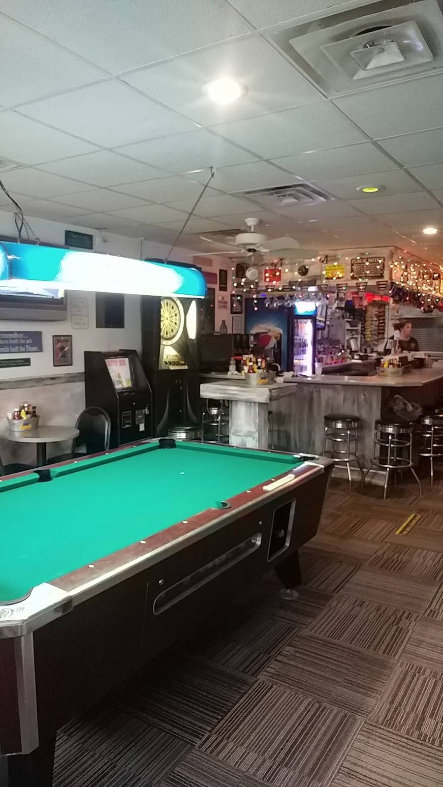 Fat Randis Bar & Grill Inc. | restaurant | 415 Grant St, Van Meter, IA 50261, USA | 5159969400 OR +1 515-996-9400