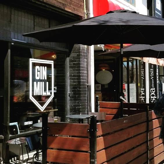 GIN MILL | restaurant | 2202 Bloor St W, Toronto, ON M6S 1N4, Canada | 4167633365 OR +1 416-763-3365