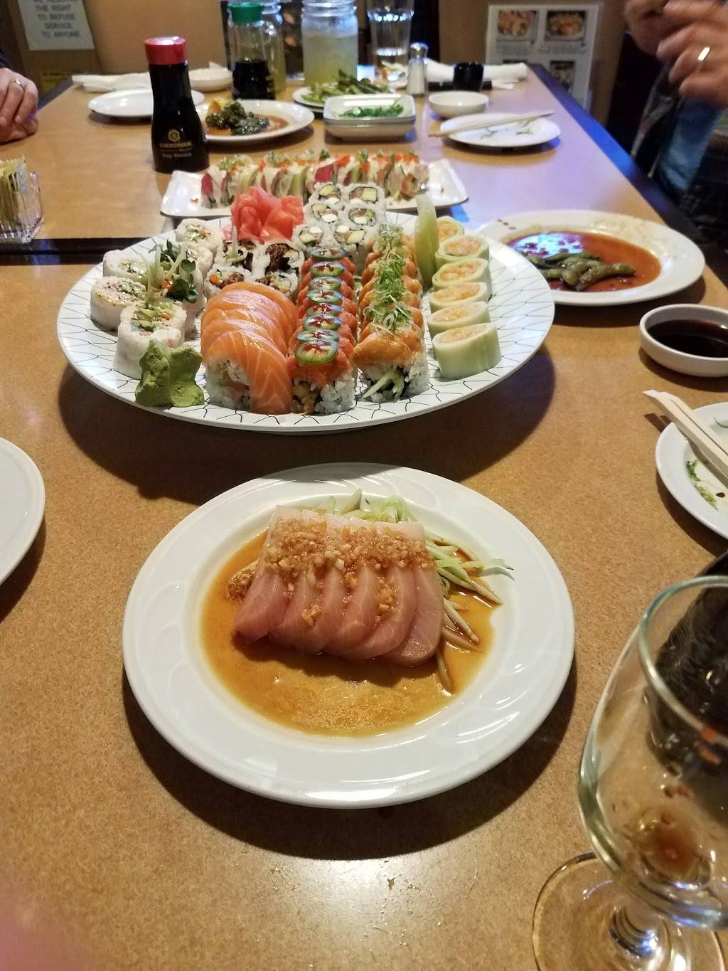 Crazy Tokyo Sushi | restaurant | 18406 Ventura Blvd, Tarzana, CA 91356, USA | 8183450838 OR +1 818-345-0838