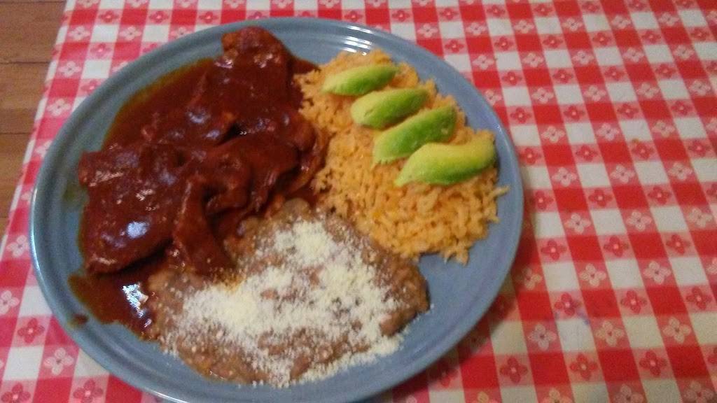 Molcajete chilango | restaurant | 191 Dayton Ave, Passaic, NJ 07055, USA | 9732467765 OR +1 973-246-7765