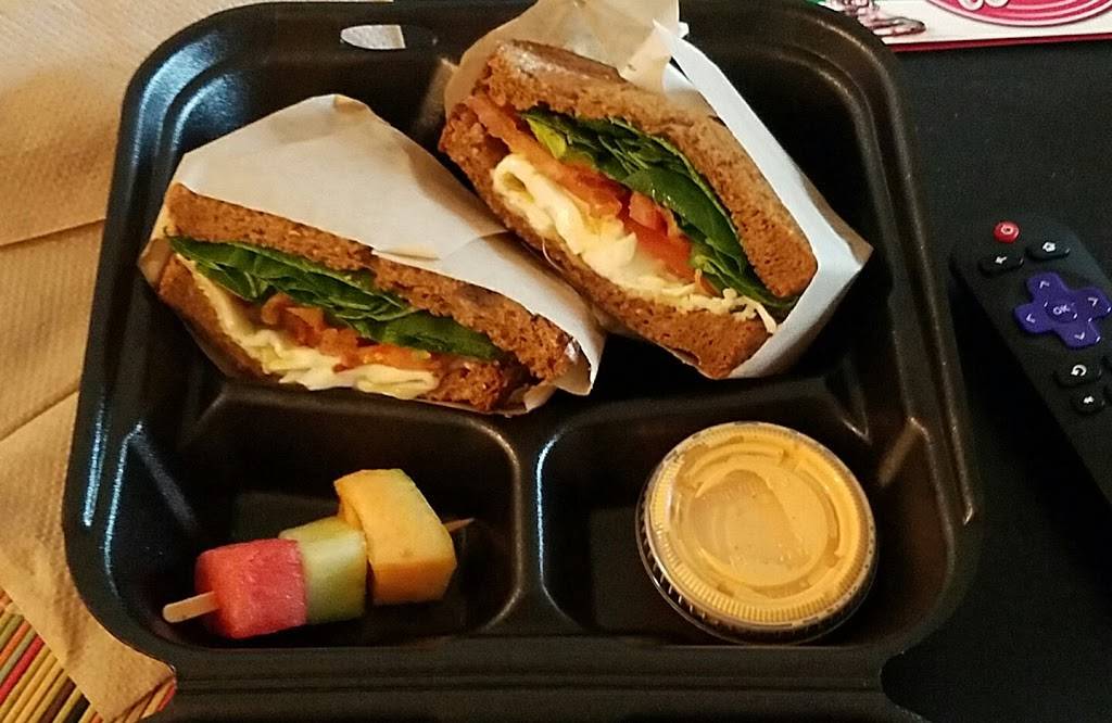 Mango.Mango Fresh and Healthy | restaurant | 4530 Bonita Rd, Bonita, CA 91902, USA | 6194707300 OR +1 619-470-7300