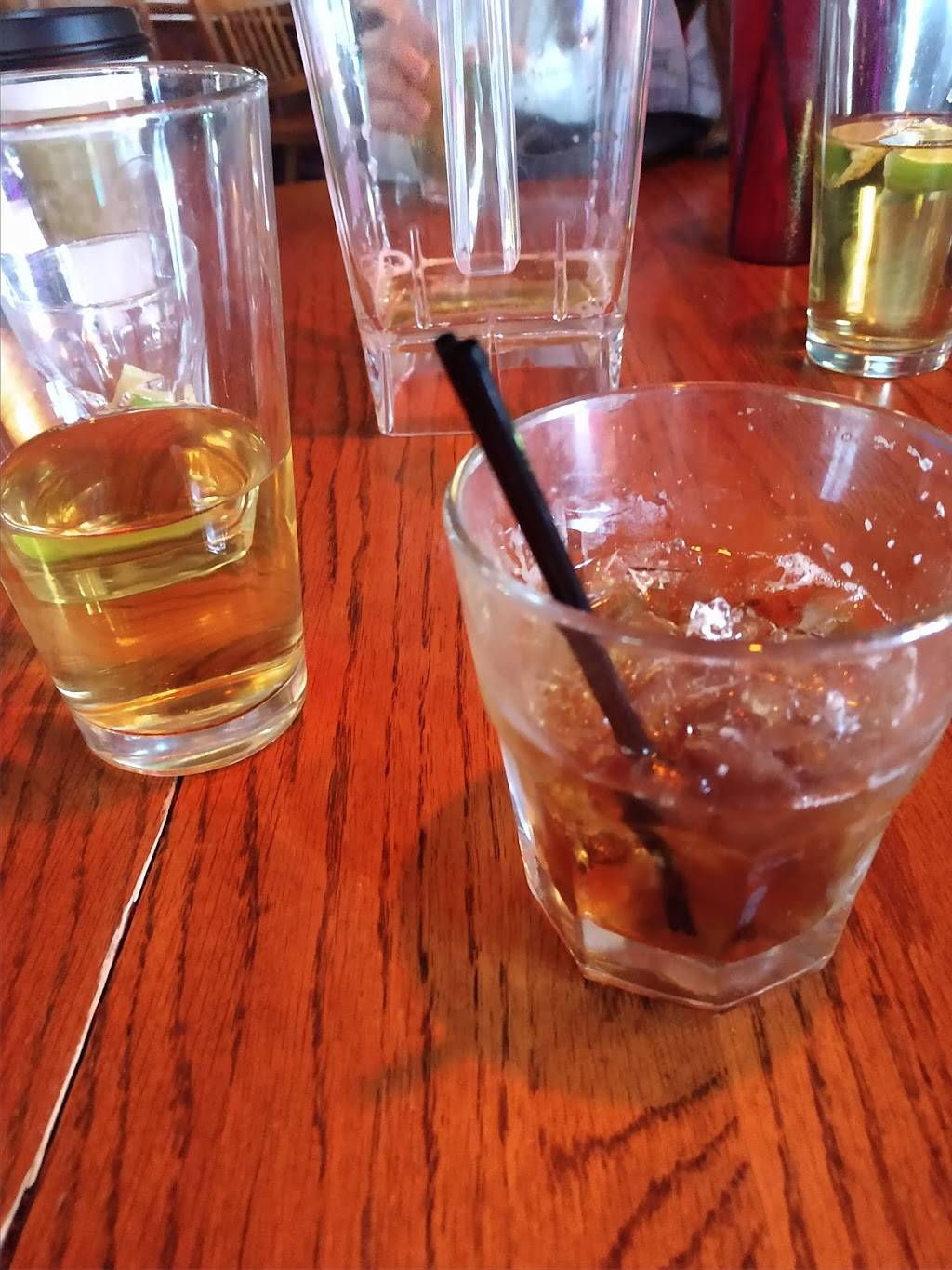 Majestic Saloon | restaurant | 3140 S Parker Rd, Aurora, CO 80014, USA | 3036954478 OR +1 303-695-4478