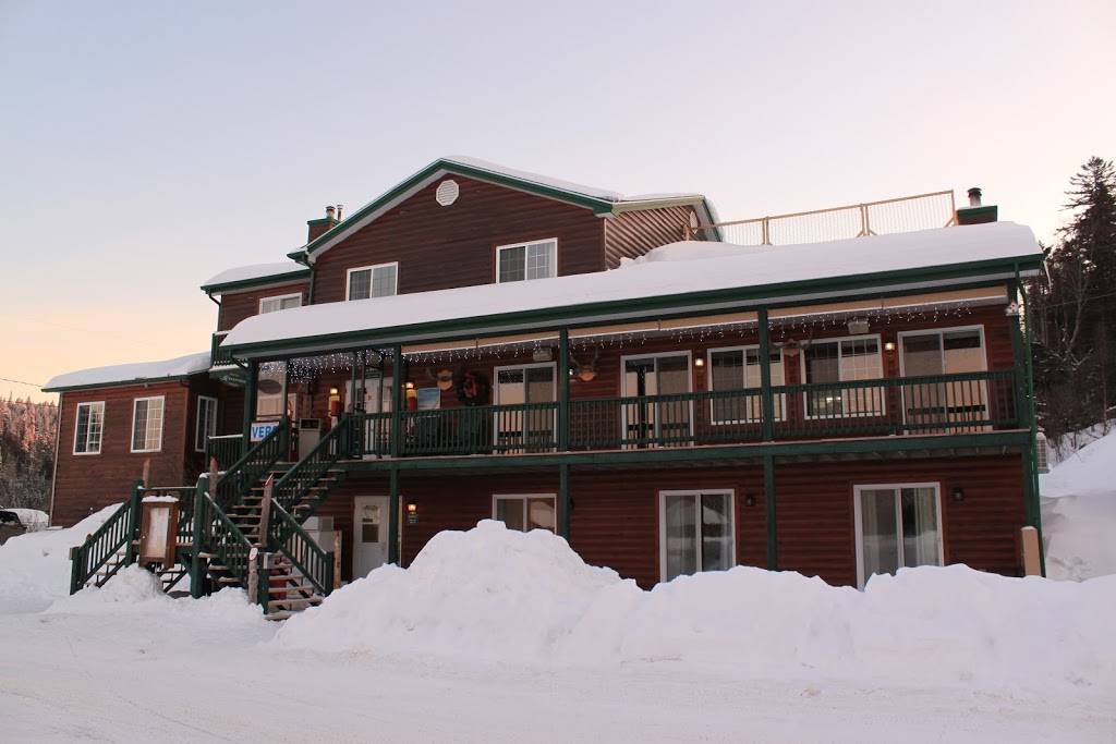 Pourvoirie Domaine Bazinet | restaurant | 3000 Chemin Bazinet, Sainte-Émélie-de-lÉnergie, QC J0K 2K0, Canada | 4508864444 OR +1 450-886-4444