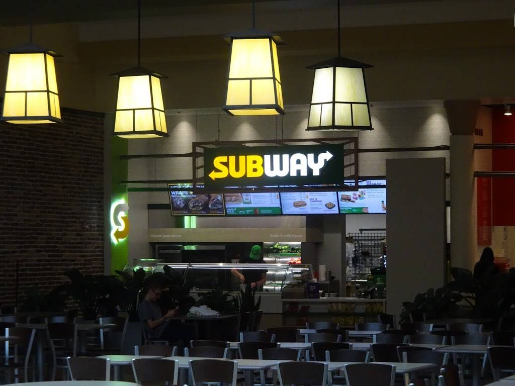 Subway | restaurant | 222 E Towne Way FC7, Madison, WI 53704, USA | 6084058019 OR +1 608-405-8019