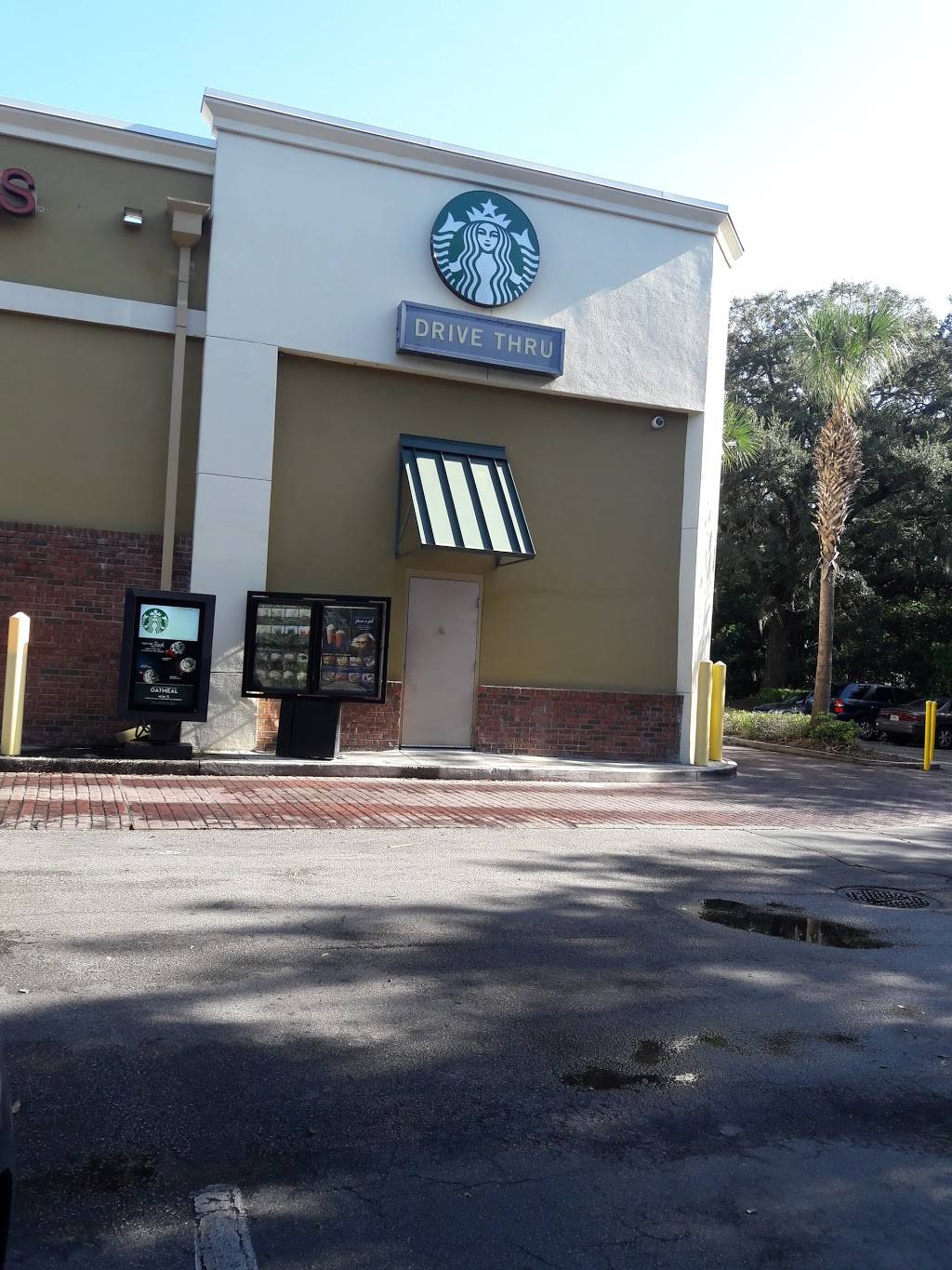 Starbucks | cafe | 1720 S Orange Blossom Trail, Apopka, FL 32703, USA | 4078897492 OR +1 407-889-7492