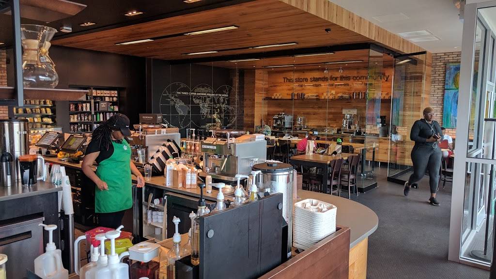 Starbucks | cafe | 806 W 63rd St Unit B, Chicago, IL 60621, USA | 3128022669 OR +1 312-802-2669