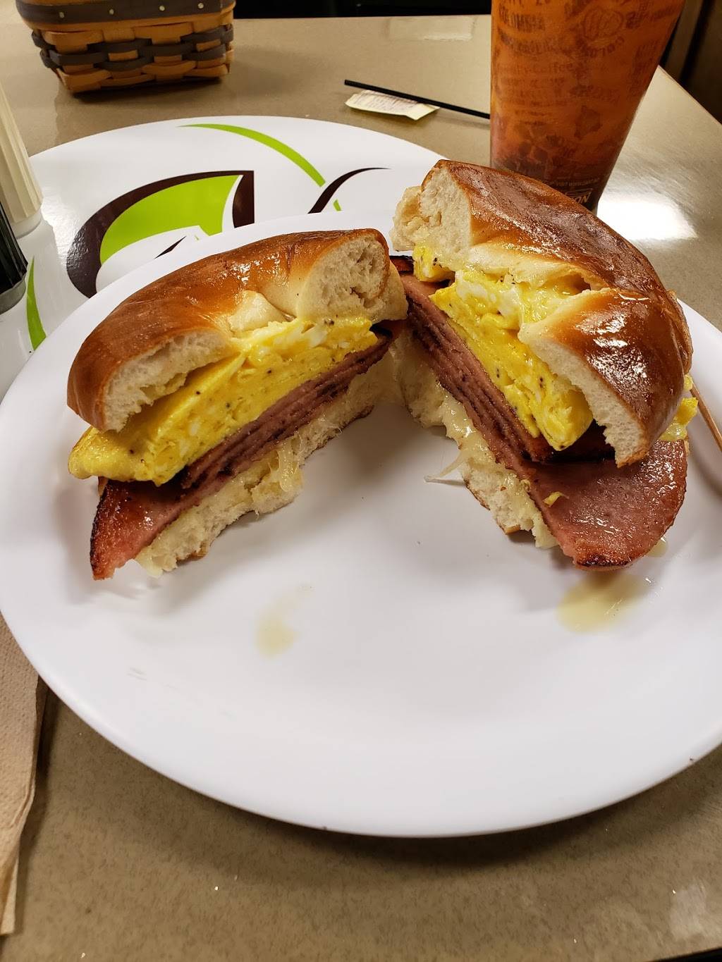 Mommas Place | restaurant | 2210 India Hook Rd #101, Rock Hill, SC 29732, USA | 8033282233 OR +1 803-328-2233