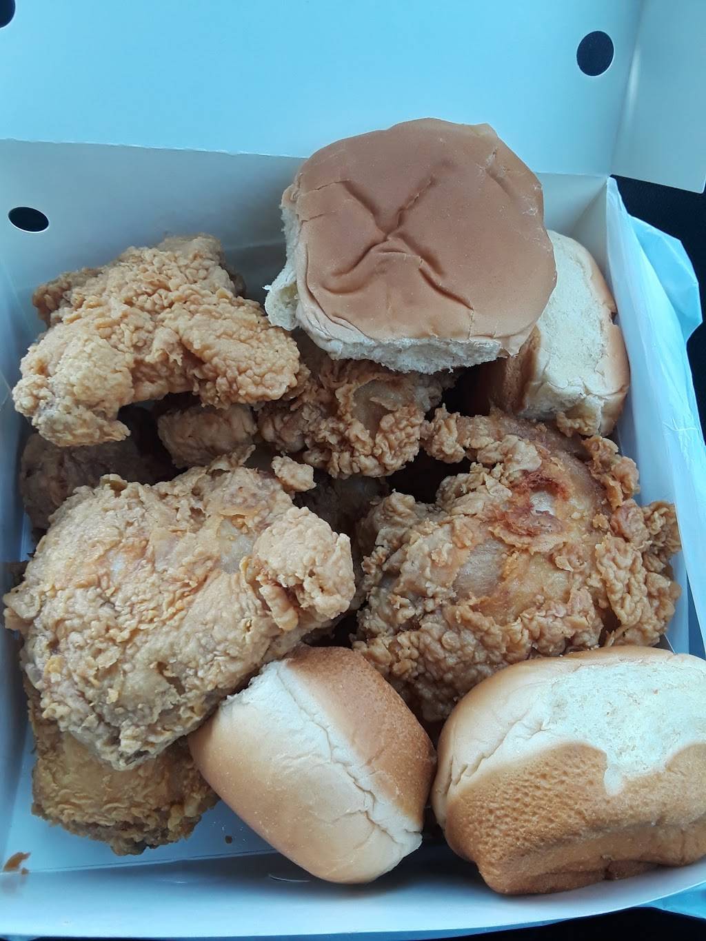 Texas Style Chicken & Seafood | restaurant | 3854 E Lancaster Ave, Fort Worth, TX 76103, USA | 8175346433 OR +1 817-534-6433