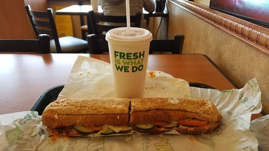 Subway Restaurants | restaurant | 8449 Laurel Canyon Blvd, Sun Valley, CA 91352, USA | 8187681094 OR +1 818-768-1094