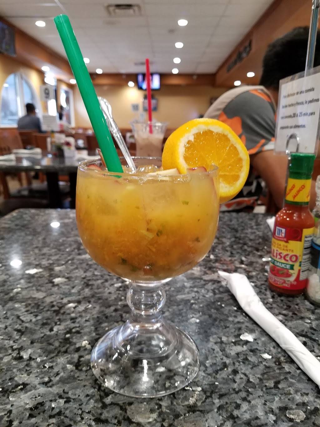 Rio Restaurant Pupuseria Salvadoreña | restaurant | 9516 Katella Ave, Anaheim, CA 92804, USA | 7145200771 OR +1 714-520-0771