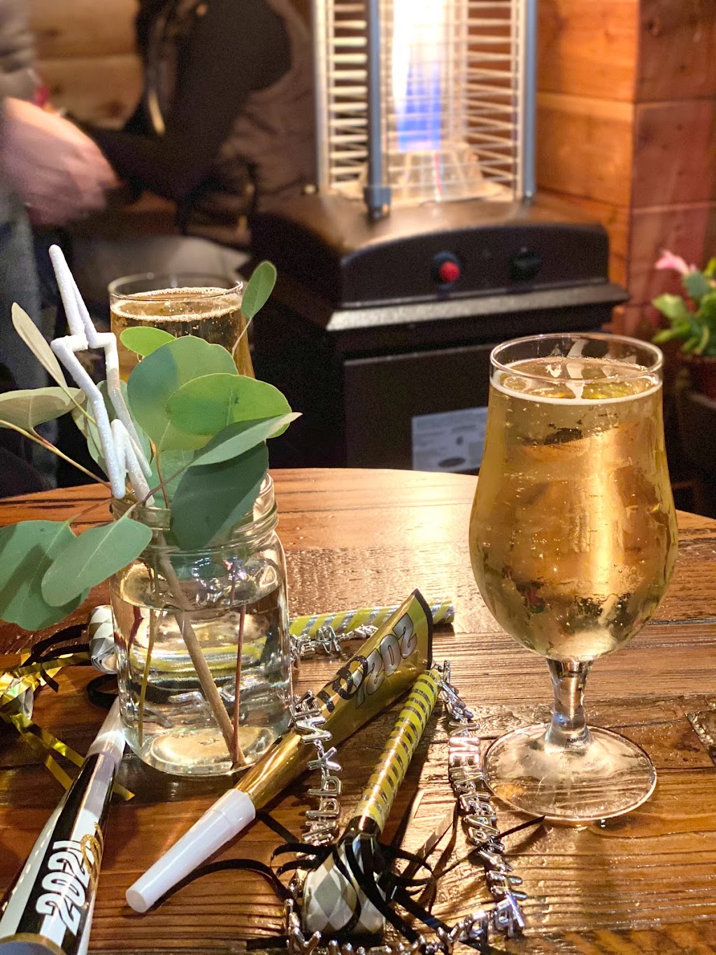 Side Yard Public House | restaurant | 10326 Meadow Glen Way E, Escondido, CA 92026, USA | 7602971051 OR +1 760-297-1051