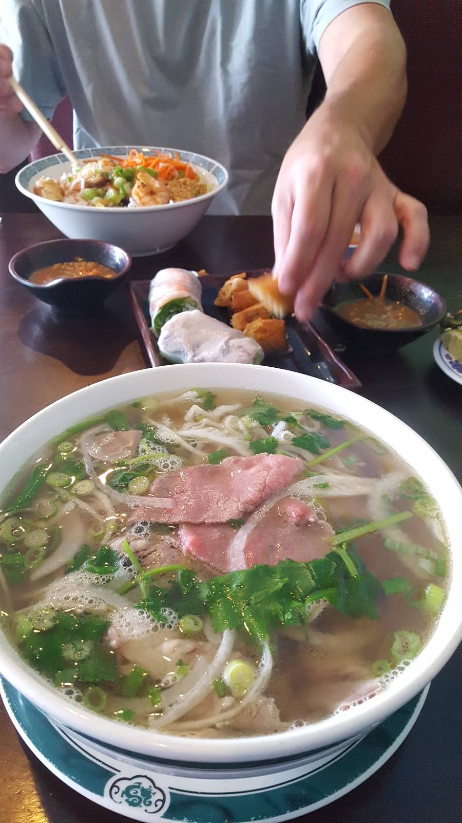 Pho Oceanside | restaurant | 518 Oceanside Blvd, Oceanside, CA 92054, USA | 7607542828 OR +1 760-754-2828