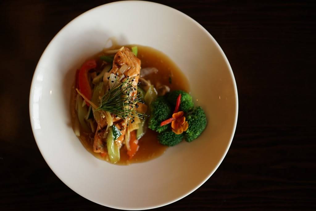 RaCha Thai Cuisine | restaurant | 255 Main St, Huntington, NY 11743, USA | 6318246881 OR +1 631-824-6881