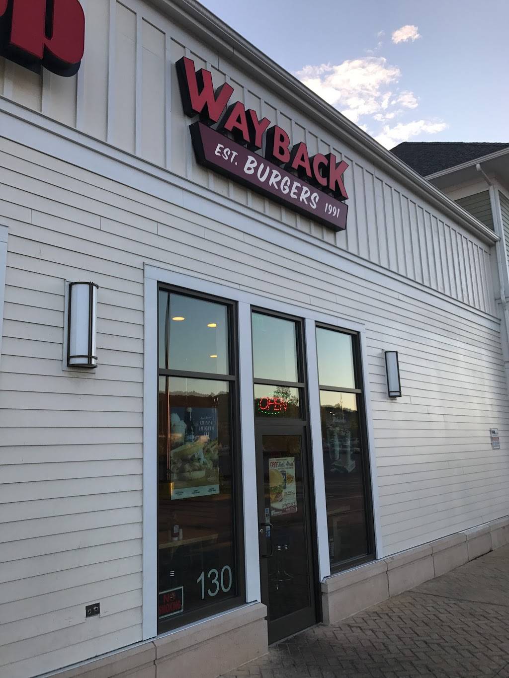 Wayback Burgers | restaurant | 11 Tobias Boland Way, Worcester, MA 01607, USA | 5087559300 OR +1 508-755-9300