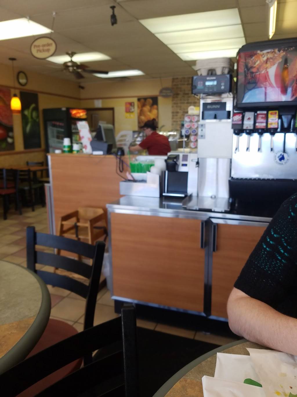 Subway | restaurant | 127 Lawrence Rd E, North Syracuse, NY 13212, USA | 3154547000 OR +1 315-454-7000