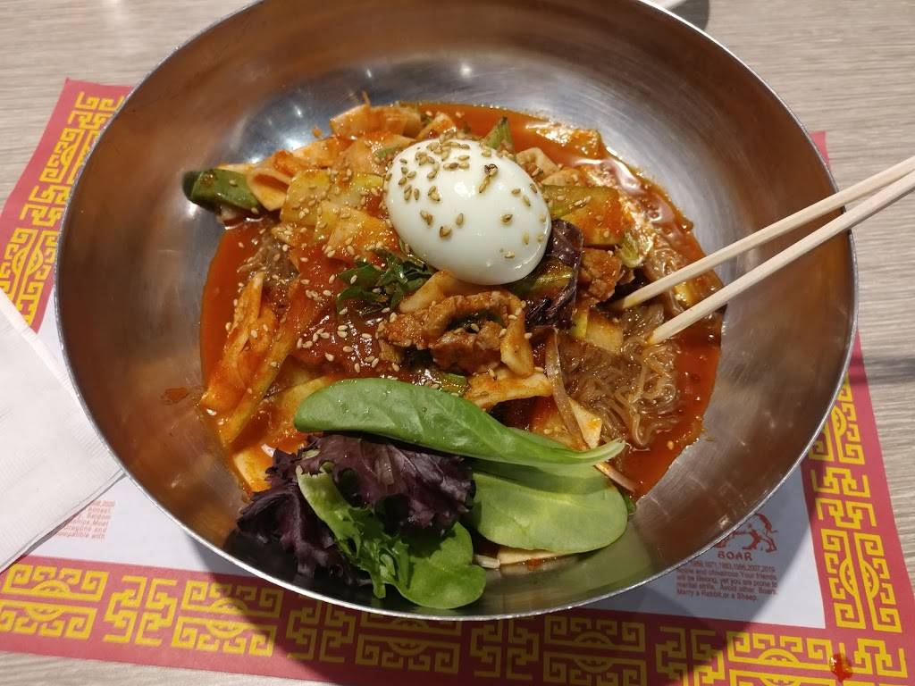 Charlie Kangs Restaurant | restaurant | 109 E Grand River Ave, East Lansing, MI 48823, USA | 5173324696 OR +1 517-332-4696