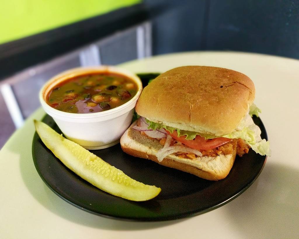 Mindy Bs Deli | restaurant | 828 Georgia Ave, Chattanooga, TN 37402, USA | 4235217932 OR +1 423-521-7932