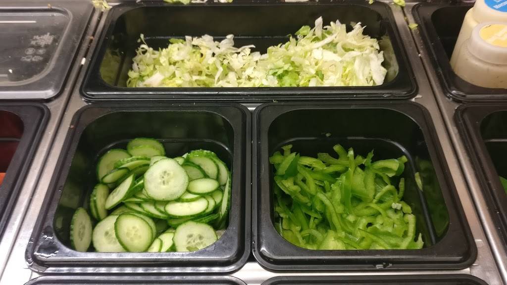 Subway | restaurant | 9275 Markham Rd, Markham, ON L3P 3J3, Canada | 9052947591 OR +1 905-294-7591