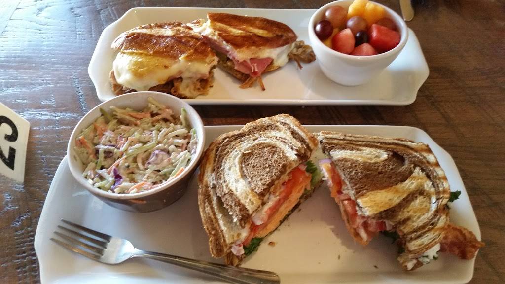 Orange Clover Kitchen & More | restaurant | 590 Missouri Ave #100, Jeffersonville, IN 47130, USA | 8122821005 OR +1 812-282-1005