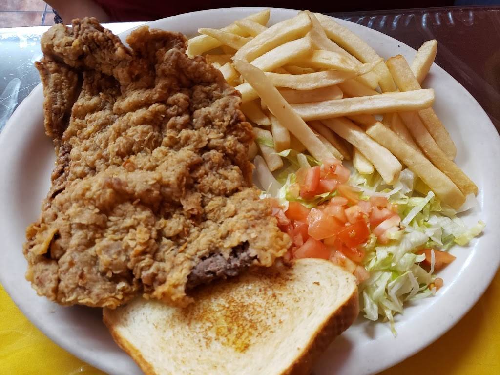 El Olvido Hacienda | restaurant | 632 E Kingsbury St, Seguin, TX 78155, USA | 8303790106 OR +1 830-379-0106