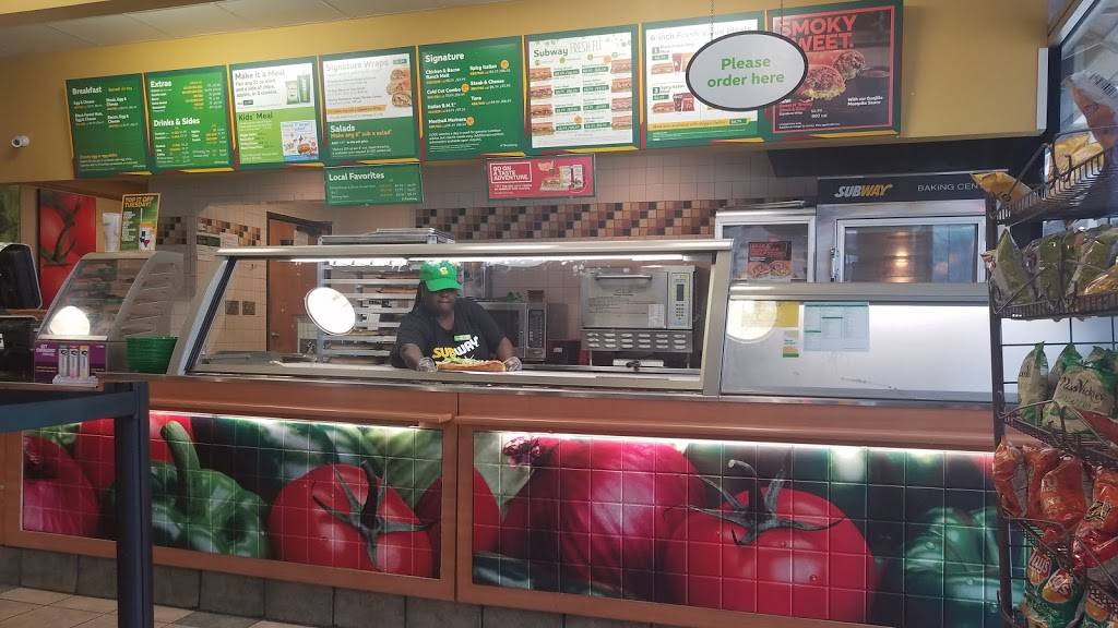 Subway Restaurants | restaurant | 1, The Davis Building, 1302 Elm St, Dallas, TX 75201, USA | 2147471088 OR +1 214-747-1088